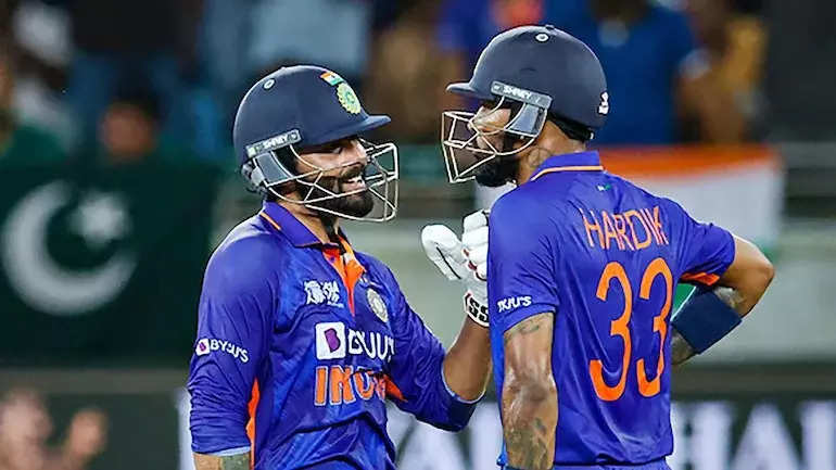 Babar Azamની ભૂલના લીધે Hardik Pandya અને Ravindra Jadejaના હાથમાં આવ્યો જેકપોટ, પાકિસ્તાન રડ્યું - icc rule 2 22 babar azam mistake hardik and jadeja get chance to open hands