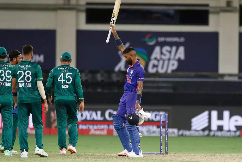IND vs PAK Asia Cup 2022: હાર્દિક પંડ્યાએ સિક્સ ફટકારી પાકિસ્તાનને હારનો સ્વાદ ચખાડ્યો, 5 વિકેટથી ભારતની શાનદાર જીત - ind vs pak asia cup 2022: know about all update of ind vs pak match