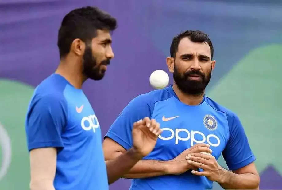 t20 world cup 2022, T20 વર્લ્ડ કપઃ મોહમ્મદ શમીની ટીમ ઈન્ડિયામાં એન્ટ્રી, જસપ્રિત બુમરાહના સ્થાને કરાયો સામેલ - mohammed shami replaces injured jasprit bumrah in team india
