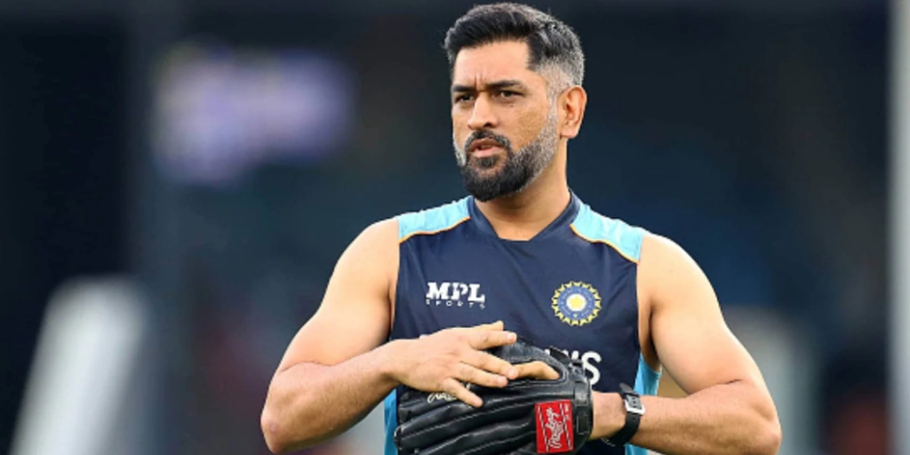 ms dhoni, Rahul Dravid પાસેથી છીનવી લેવાશે ટીમ ઈન્ડિયાના કોચનું પદ ? MS Dhoniને સોંપાશે જવાબદારી? - salman butt suggests to assign ms dhoni as a coach of team india