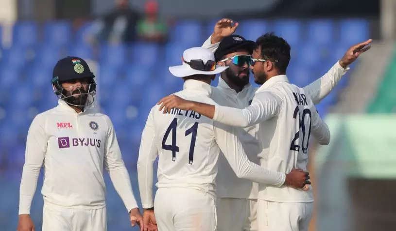 india vs bangladesh 1st test, પ્રથમ ટેસ્ટઃ અક્ષર પટેલનો તરખાટ, બાંગ્લાદેશ સામે વિજયથી ભારત ચાર વિકેટ દૂર - india is four wickets away to win first test against bangladesh