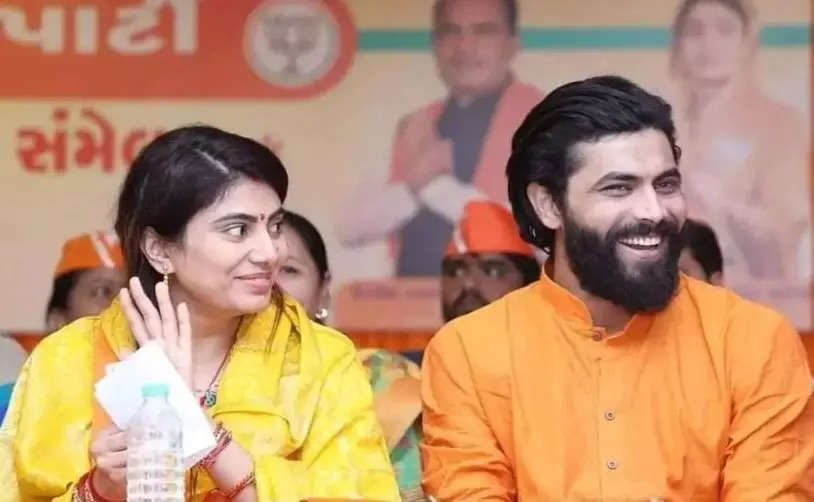ravindra jadeja rivaba, પત્ની રિવાબાના RSS અંગેના જ્ઞાનની પ્રશંસા કરી ભરાયો રવિન્દ્ર જાડેજા, થયો ટ્રોલ - cricketer ravindra jadeja trolled for praising wife rivaba knowledge about rss
