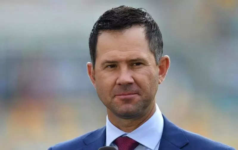 ricky ponting, ચાલુ કોમેન્ટ્રીમાં અચાનક જ લથડી રિકી પોન્ટિંગની તબીયત, હોસ્પિટલ લઈ જવામાં આવ્યો - former australia captain ricky ponting taken to hospital after heart scare
