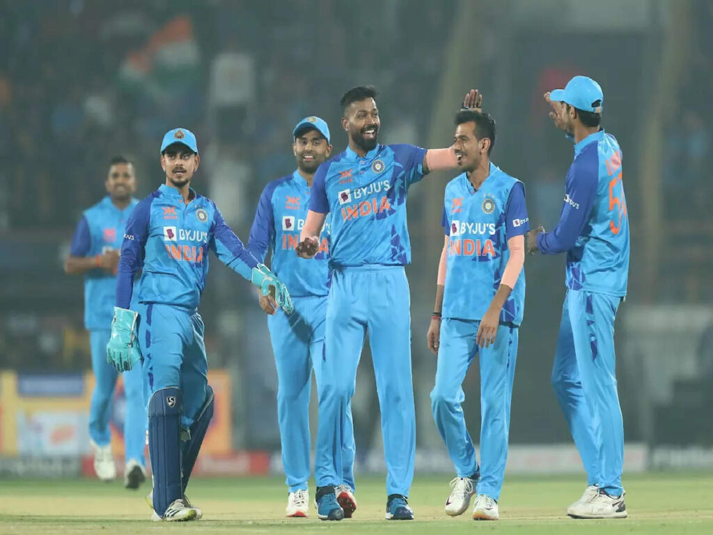 BCCI Announce Team India for NZ and AUS, ન્યુઝીલેન્ડ-ઓસ્ટ્રેલિયા સીરીઝ માટે ટીમ ઈન્ડિયાની જાહેરાત, રોહિત-વિરાટ નહીં રમે T20 - bcci announced team india for australia and new zealand series prithvi shaw returned