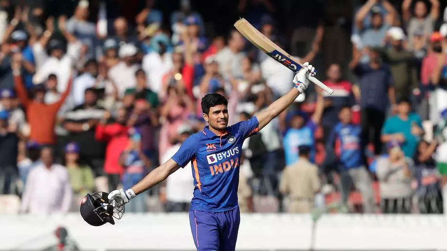 shubhman gill odi double hundred, ભારત વિ. ન્યૂઝીલેન્ડ પ્રથમ વન-ડેઃ શુભમન ગિલે ફટકારી તોફાની બેવડી સદી, નોંધાવ્યો મોટો રેકોર્ડ - india vs new zealand 1st odi shubhman gill becomes youngest cricketer to register double hundred in one day cricket