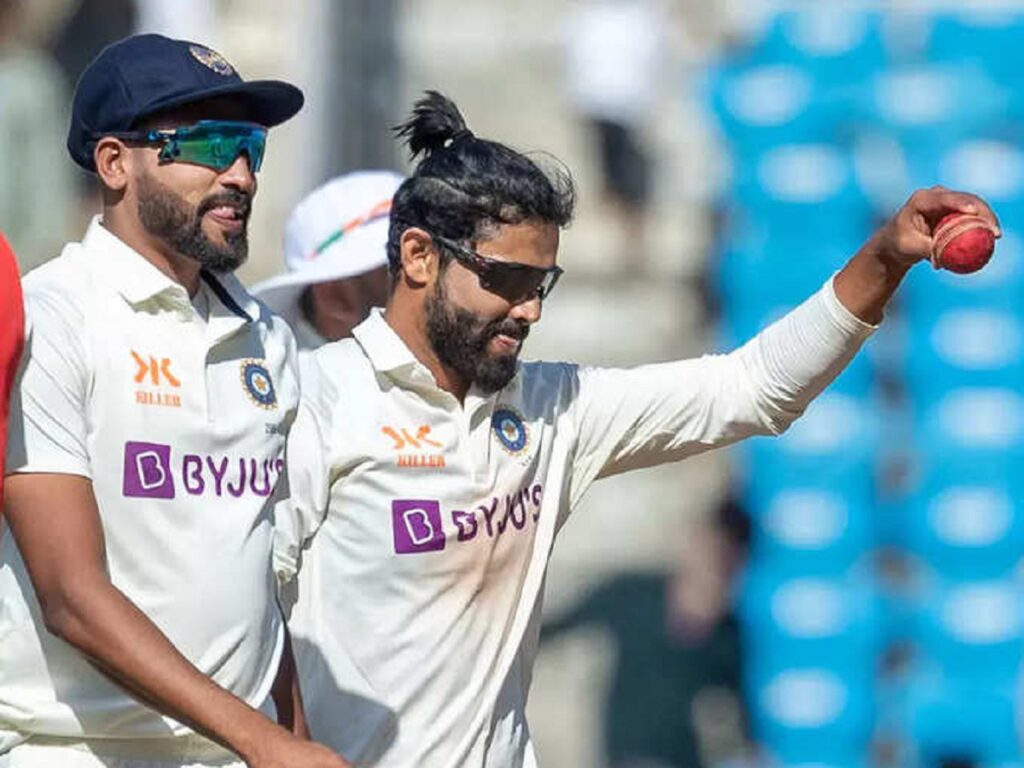 IND vs AUS: રવિન્દ્ર જાડેજાએ આંગળી પર શું લગાવ્યું હતું? ટીમ ઈન્ડિયાએ ICCને આપ્યો જવાબ - ind vs aus first test match ravindra jadeja used pain relief cream rohit sharma inform icc