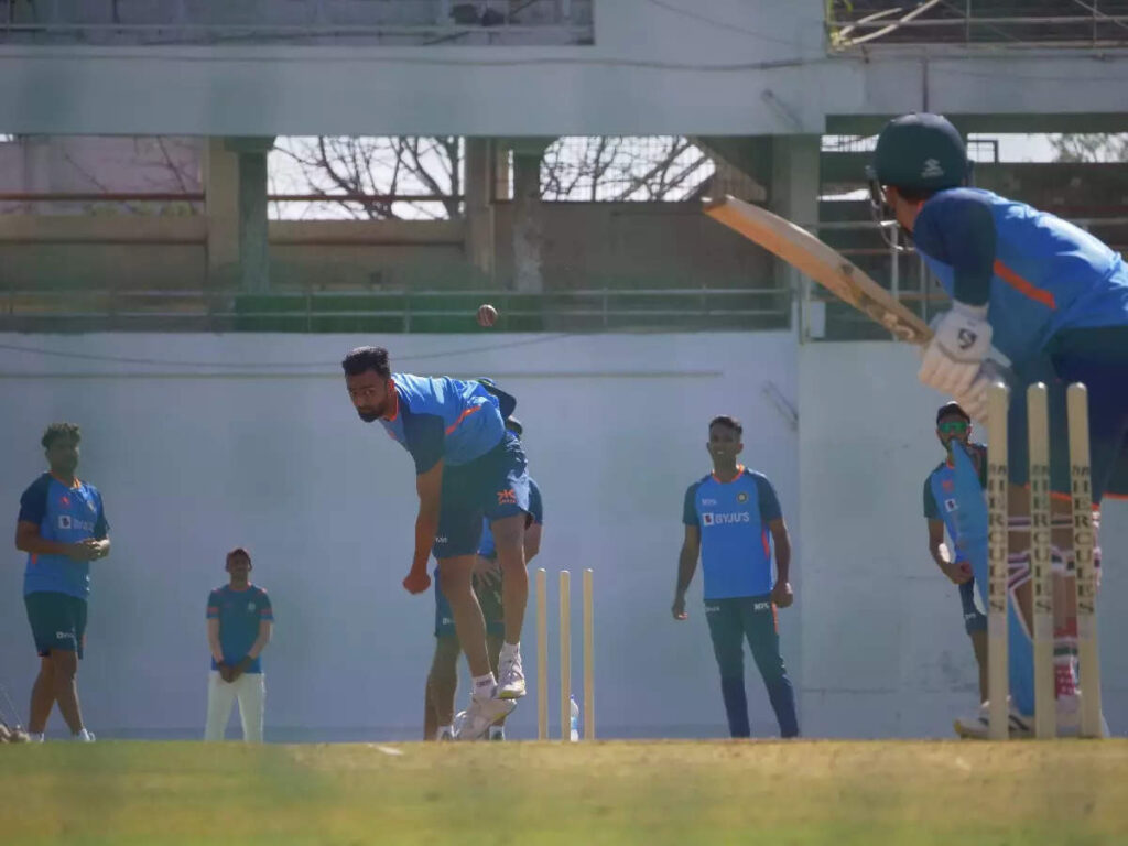 Ind Vs Aus: ઓસ્ટ્રેલિયા સિરીઝ માટે BCCIનો મોટો નિર્ણય, ટીમ ઈન્ડિયામાં જોડાયા આ 4 ખેલાડીઓ - india vs australia test series four spinners as net bowler washington