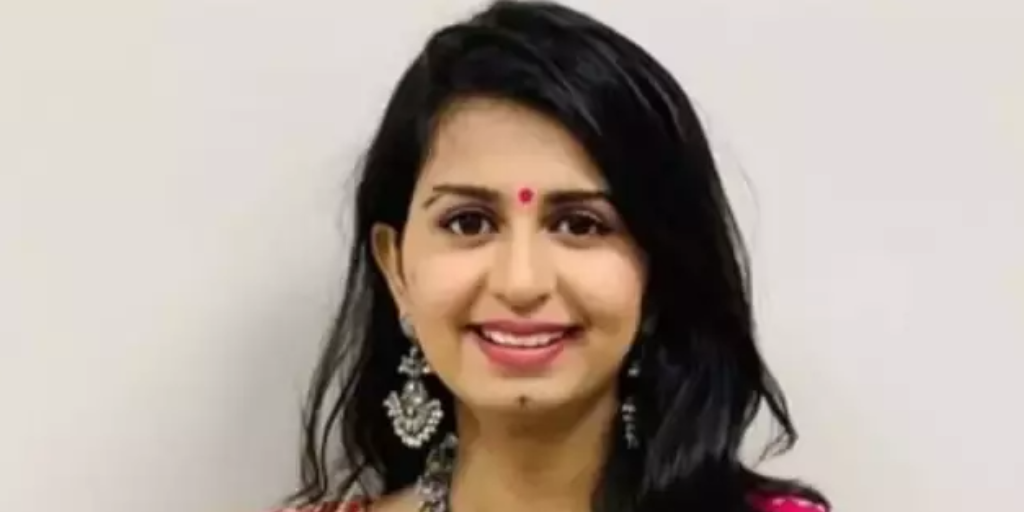 Kinjal Dave: ચાર ચાર બંગડીવાળી ગીતથી ફેમસ ગુજરાતી સિંગર કિંજલ દવેની સગાઈ તૂટી