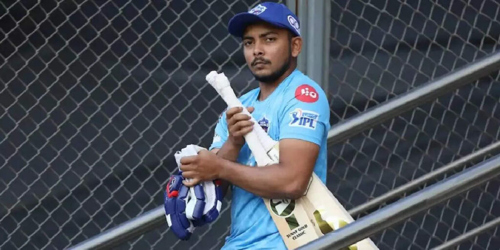 prithvi shaw career records, IPLની આ સિઝન પૃથ્વી શો માટે કરો અથવા મરો સમાન, કારકિર્દી સામે કેમ ઉઠ્યા સવાલો! - this season of ipl is like do or die for prithvi shaw why questions are raised on his career
