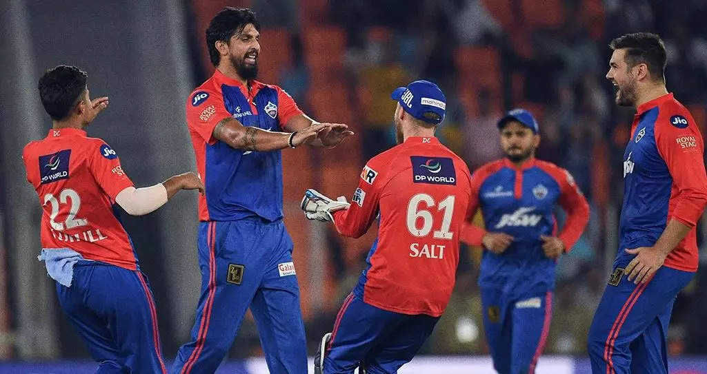 gt vs dc ipl 2023, IPL: શમીનો ઝંઝાવાત અને હાર્દિકની અડધી સદી એળે ગઈ, ગુજરાત સામે દિલ્હીનો રોમાંચક વિજય - ipl 2023 shami foru fer and hardik pandya fifty goes in vain as delhi beat gujarat