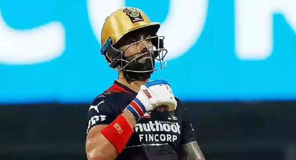 virat kohli, IPL: વિરાટ કોહલીની સતત બીજી સદી, ગુજરાત સામે મચાવી ધમાલ, ક્રિસ ગેઈલનો તોડ્યો રેકોર્ડ - virat kohli hits second century in a row and also breaks record of chris gayle