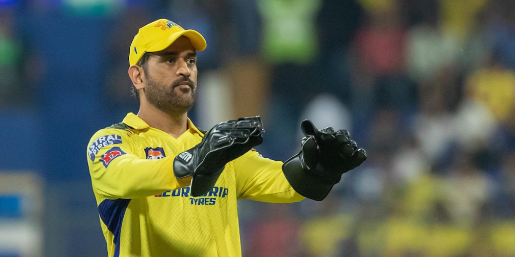 ms dhoni, MS Dhoni: મુંબઈ ઈન્ડિયન્સ માટે રમતો હોત ધોની, IPLનો એક નિયમ નડી ગયો અને CSKનો થઈ ગયો 'કેપ્ટન કૂલ' - how chennai super kings begged ms dhoni from mumbai indians in 2008 auction
