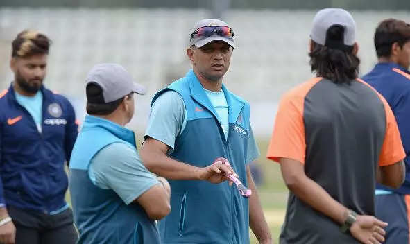 Rahul Dravid,કોચ તરીકે ફ્લોપ છે રાહુલ દ્રવિડ? અશિયા કપ-વર્લ્ડ કપ તો છોડો, બાંગ્લાદેશ-વિન્ડિઝ સામે પણ હાર્યા - coach rahul dravid report card is he fail as a coach of team india